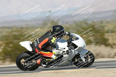 media/Dec-04-2025-Racers Edge (Thu) [[5ebc9f124d]]/3-B Group/5-Session 2 Turn 2 inside Speed Pans/